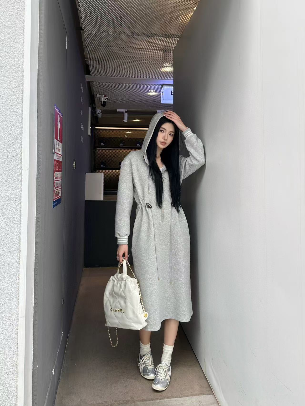 LV高品質ドローストリングウエストフード付きドレス【50％割引+送料無料】