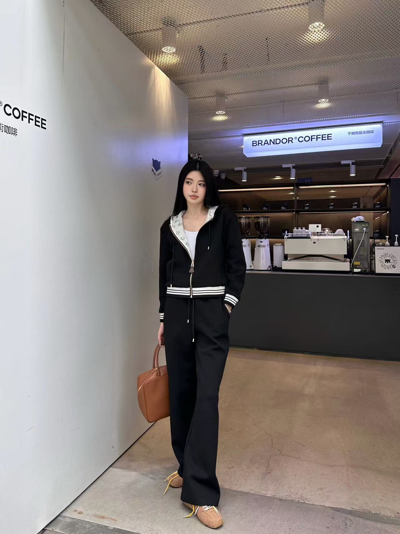 LV高品質AB フード付きカジュアルスーツ【50％割引+送料無料】