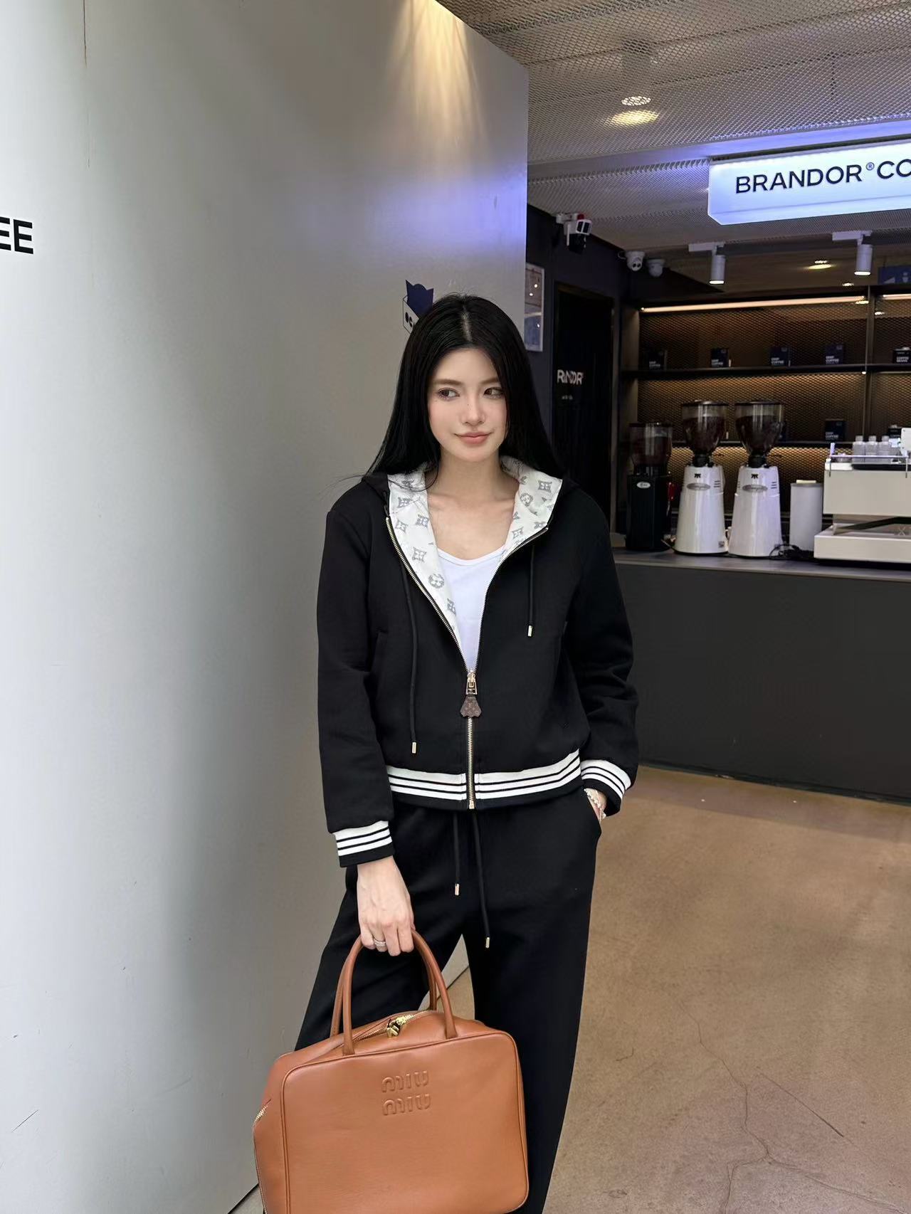 LV高品質AB フード付きカジュアルスーツ【50％割引+送料無料】