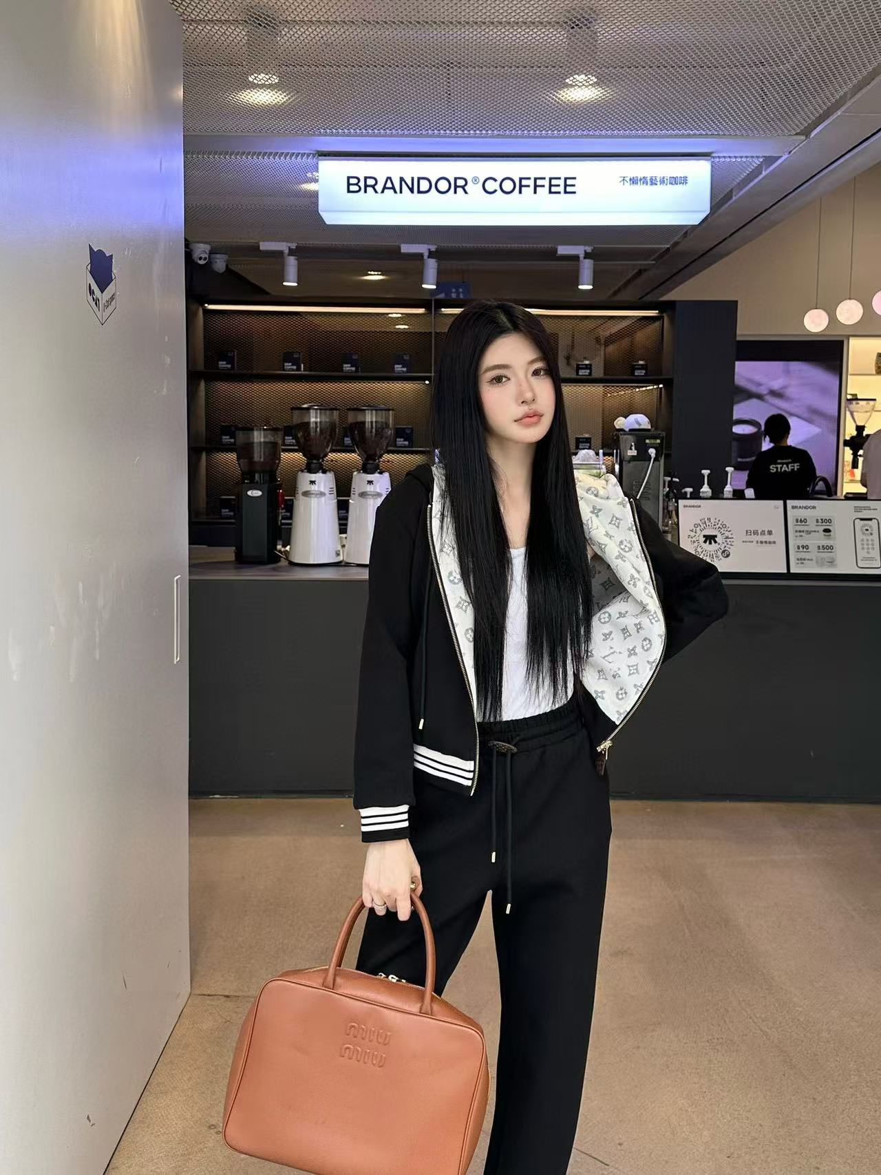 LV高品質AB フード付きカジュアルスーツ【50％割引+送料無料】