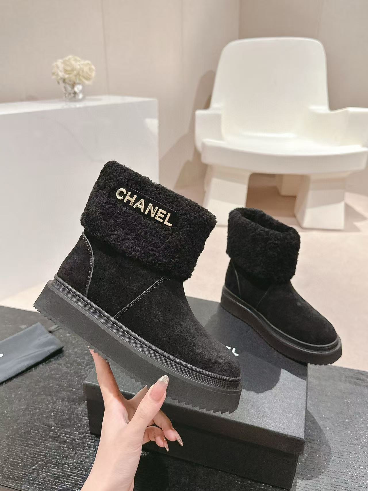 CHANE1シンプルレタードのラムウールショートブーツ【50％割引+送料無料】