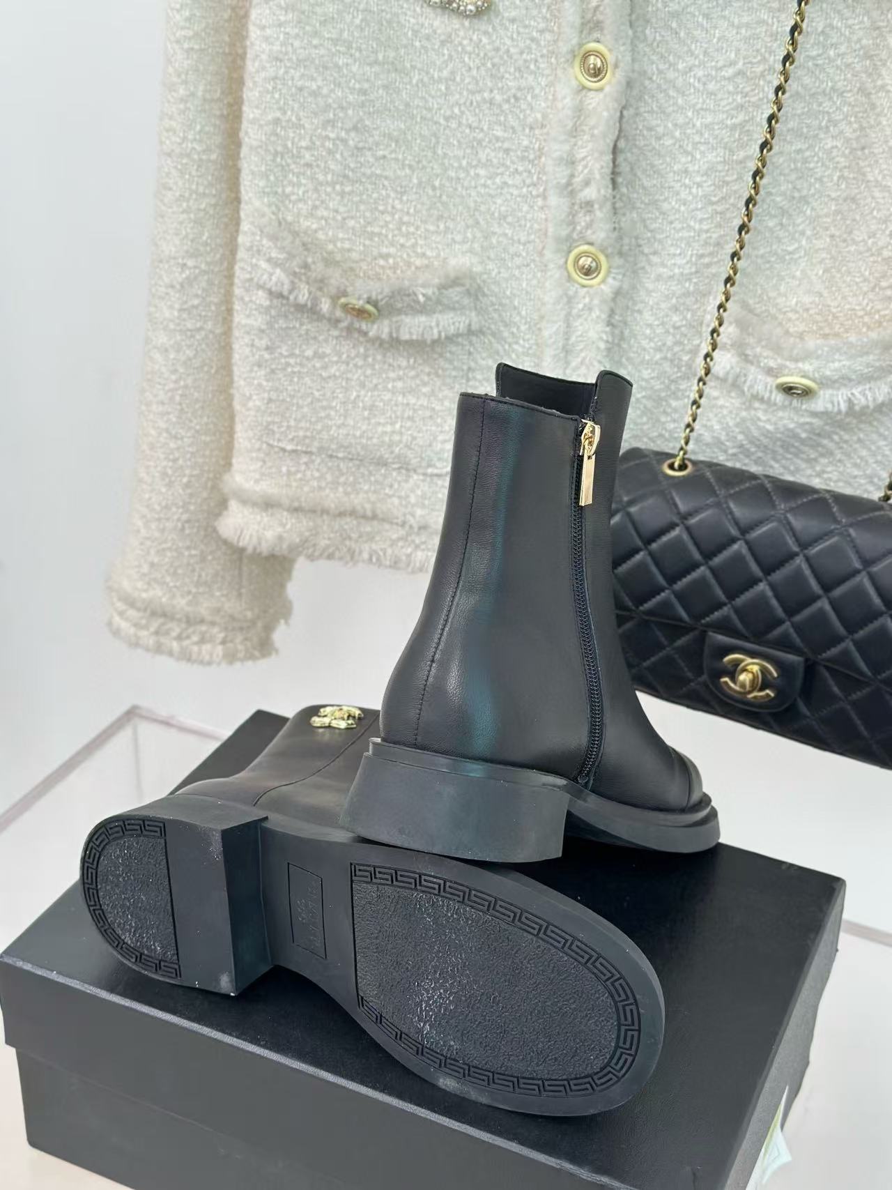 CHANE1 高級ダブルCロゴ シンプル厚底ショートブーツ【50％割引+送料無料】