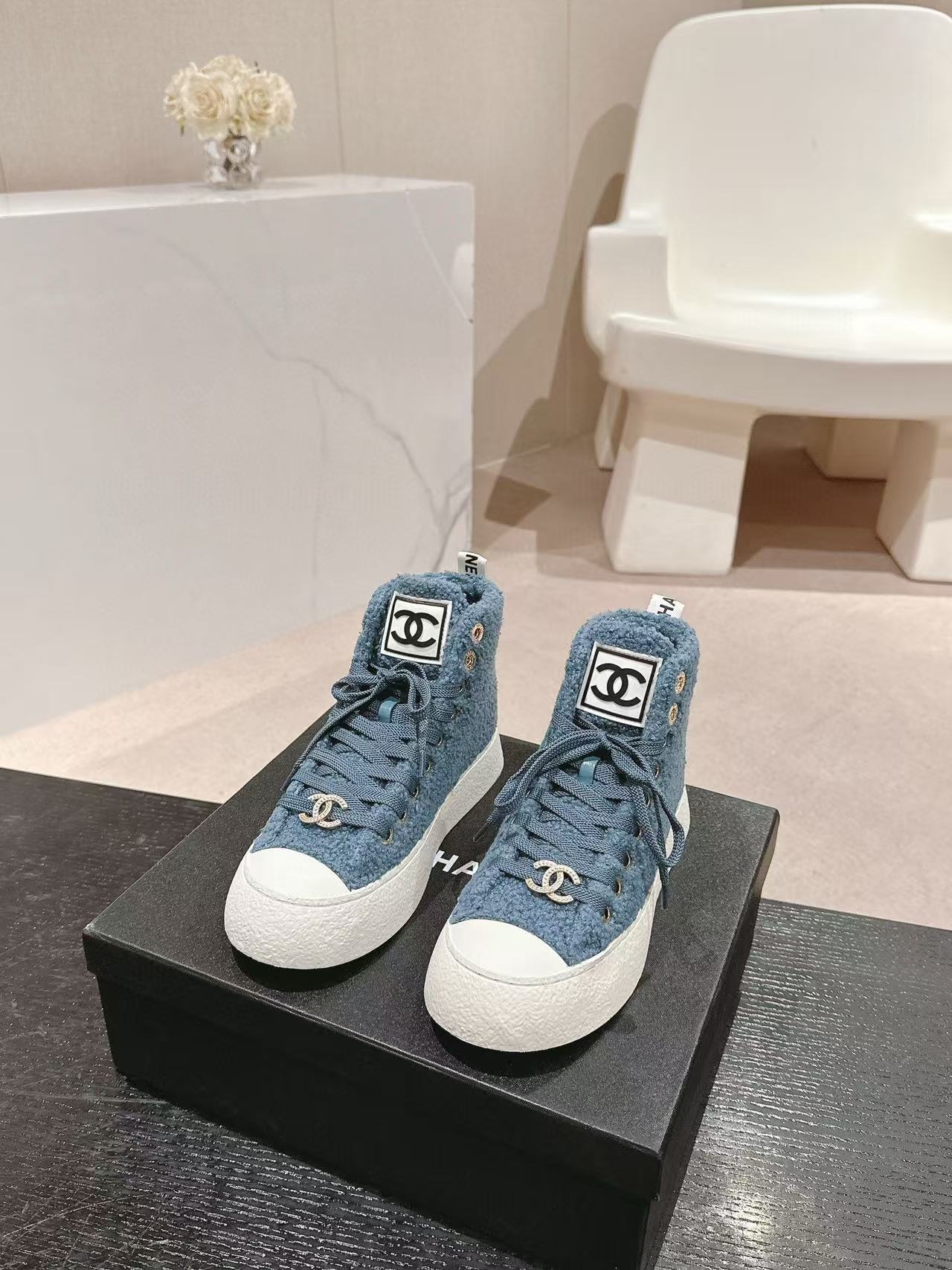 CHANE1 高品質ラムウール ハイカットシューズ【50％割引+送料無料】