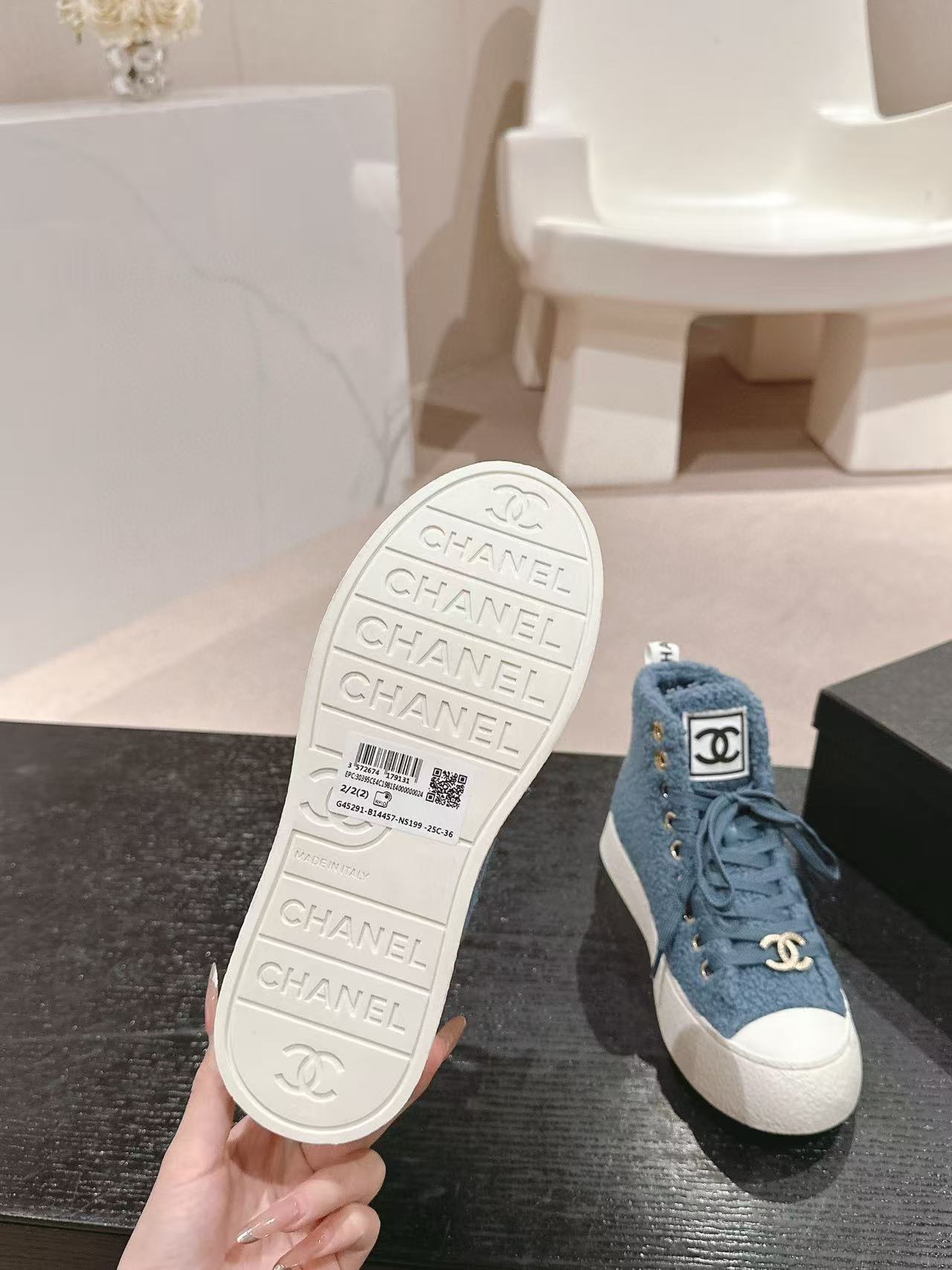 CHANE1 高品質ラムウール ハイカットシューズ【50％割引+送料無料】