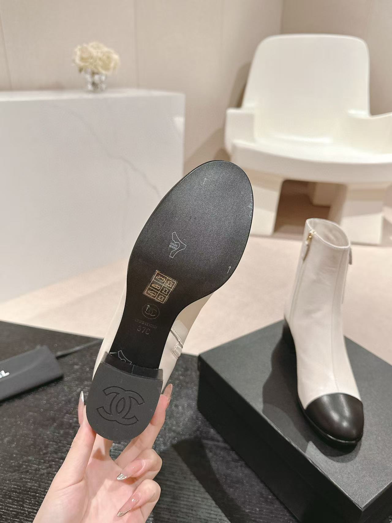 CHANE1 高品質 24B 牛革ローヒールブーツ【50％割引+送料無料】