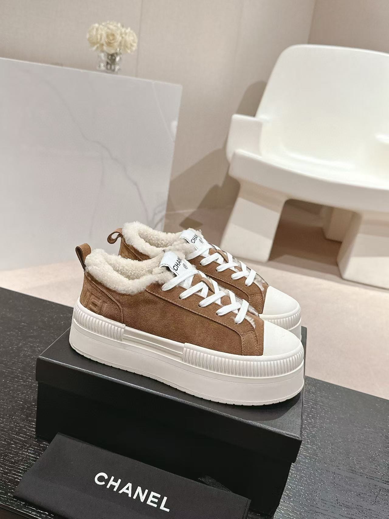 CHANE1 高品質ラムウールプラットフォームシューズ【50％割引+送料無料】
