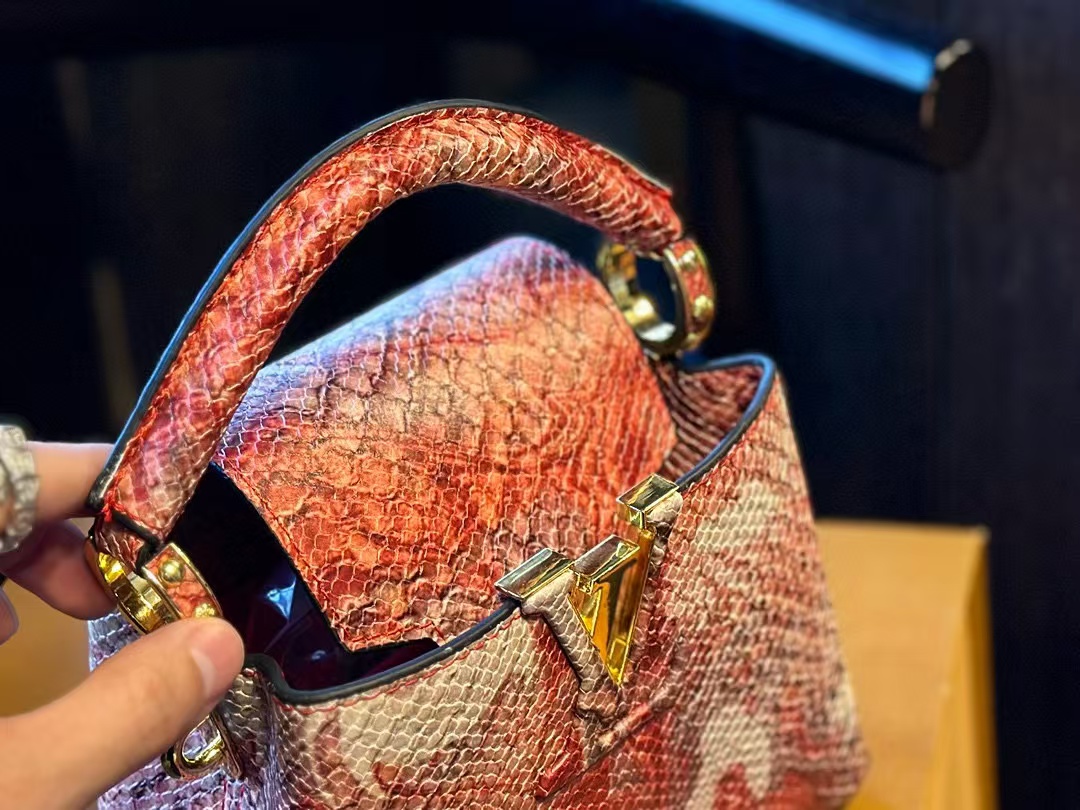 LV Capucinesハンドバッグ 【 50％割引+送料無料】