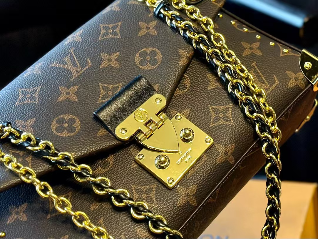 LV チェーン老眼脇用バッグ【 50％割引+送料無料】