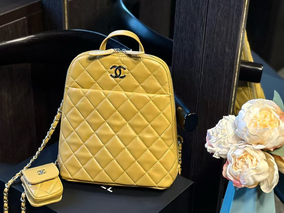 CHANE1 2-in-1 パテントレザー チェーン バックパック【 50％割引+送料無料】