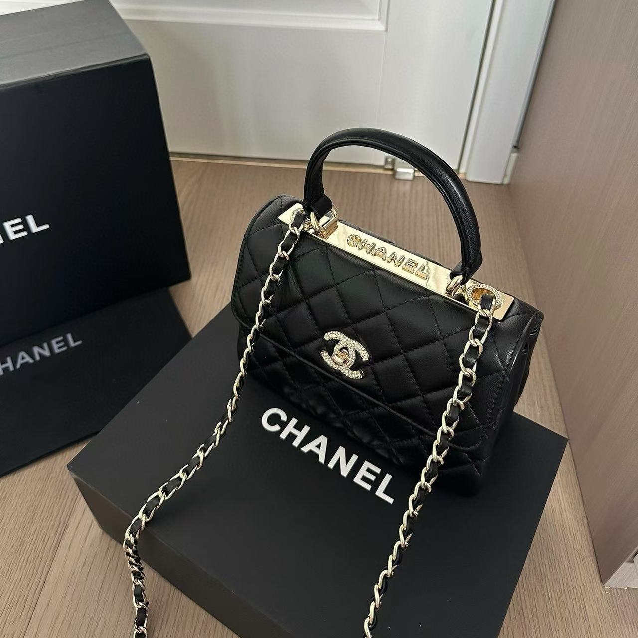 CHANE124ss trendyハンドバッグ【 50％割引+送料無料】