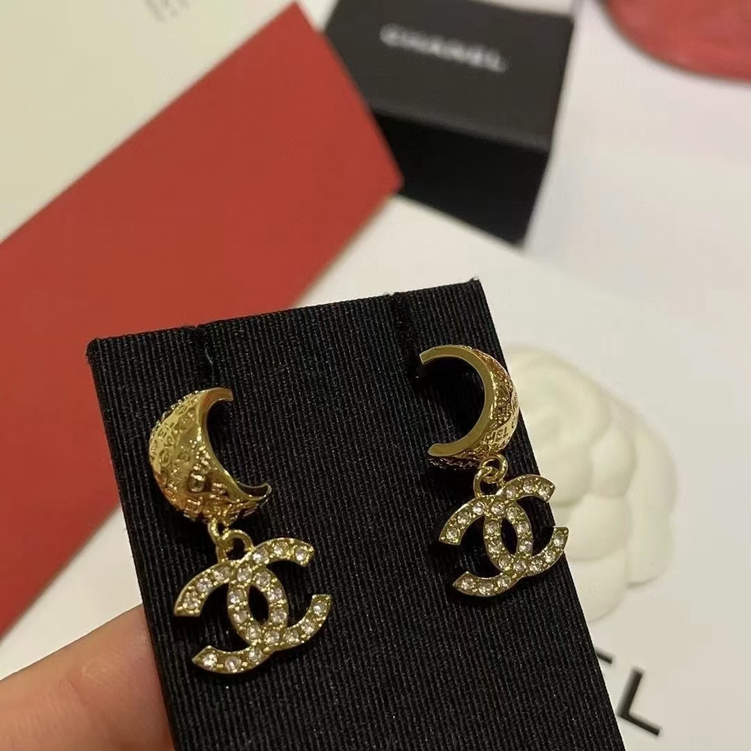 CHANE1 ダブルC ダイヤモンド イヤリング【50％割引+送料無料】