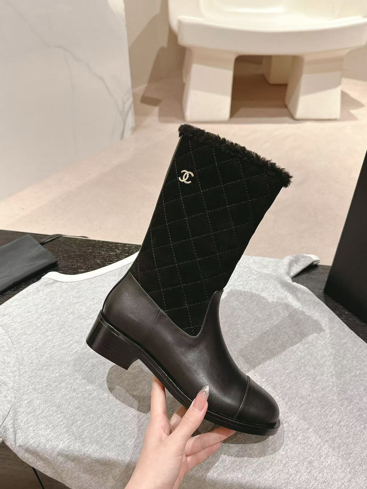 CHANE1 高品質シープスキンスプライシングラムウールブーツ【50％割引+送料無料】