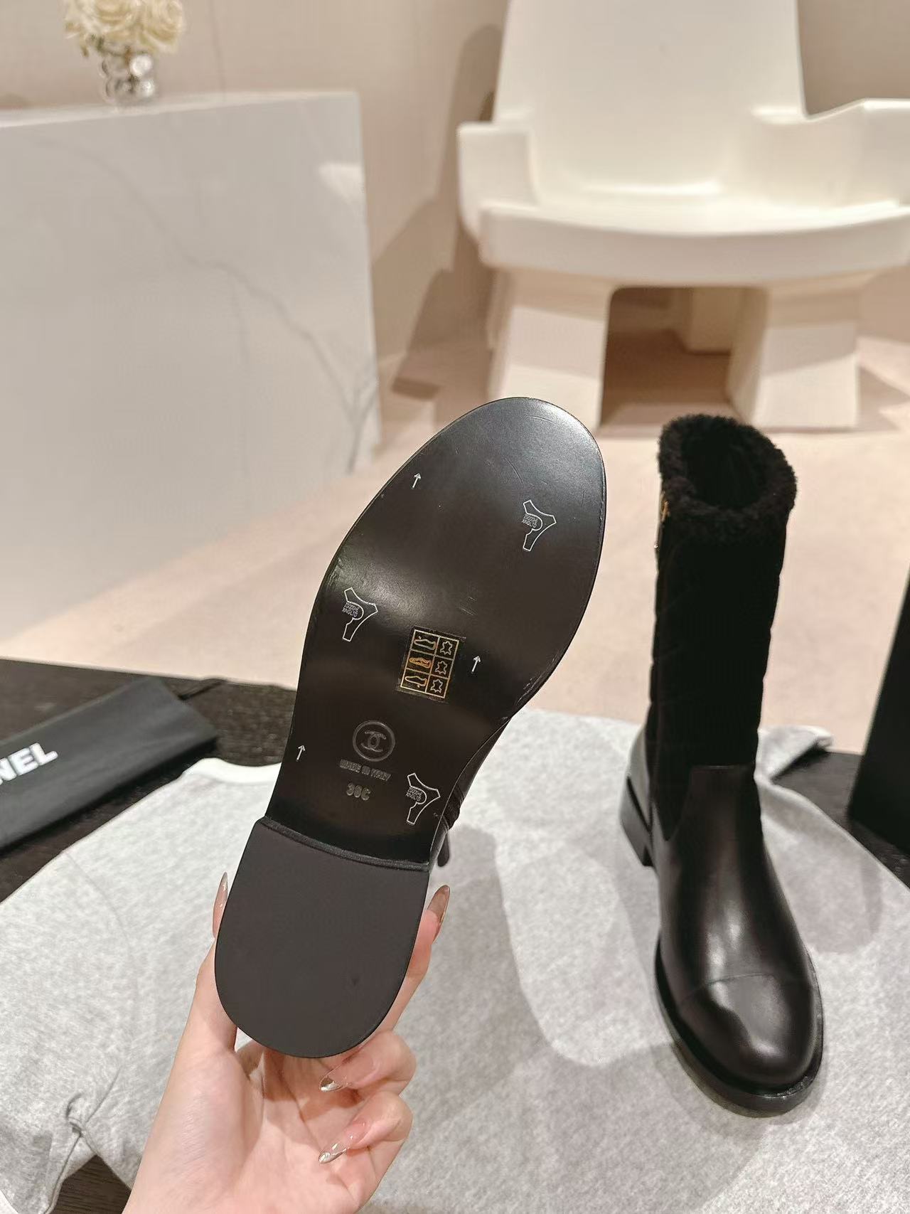 CHANE1 高品質シープスキンスプライシングラムウールブーツ【50％割引+送料無料】