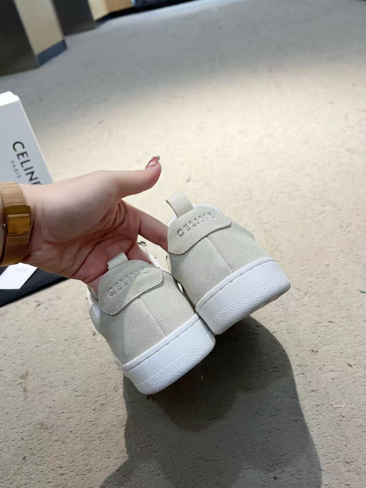 CEL1NE 高品質レースアップホワイトシューズ【50％割引+送料無料】