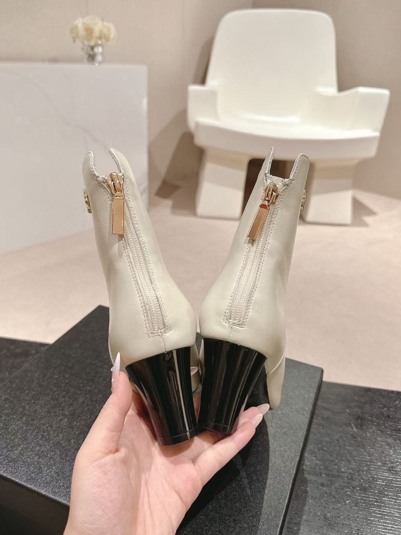 CHANE1 高品質ポインテッドトゥブーツ【50％割引+送料無料】