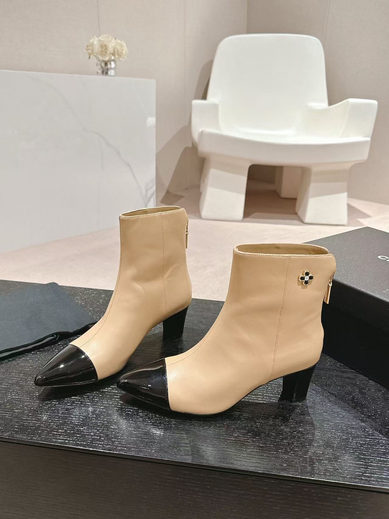 CHANE1 高品質ポインテッドトゥブーツ【50％割引+送料無料】