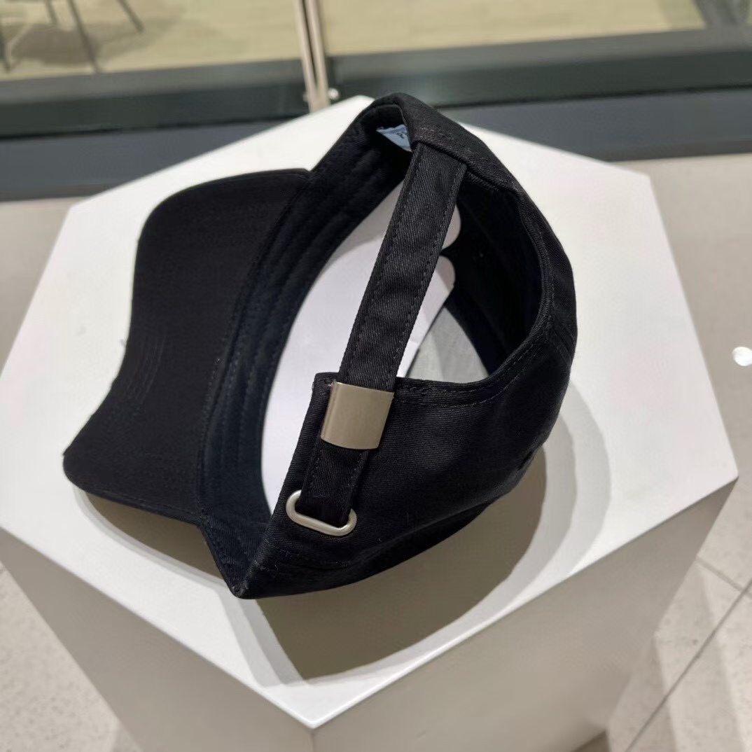 PR4DA トライアングルロゴ ベースボールキャップ【50％割引+送料無料】