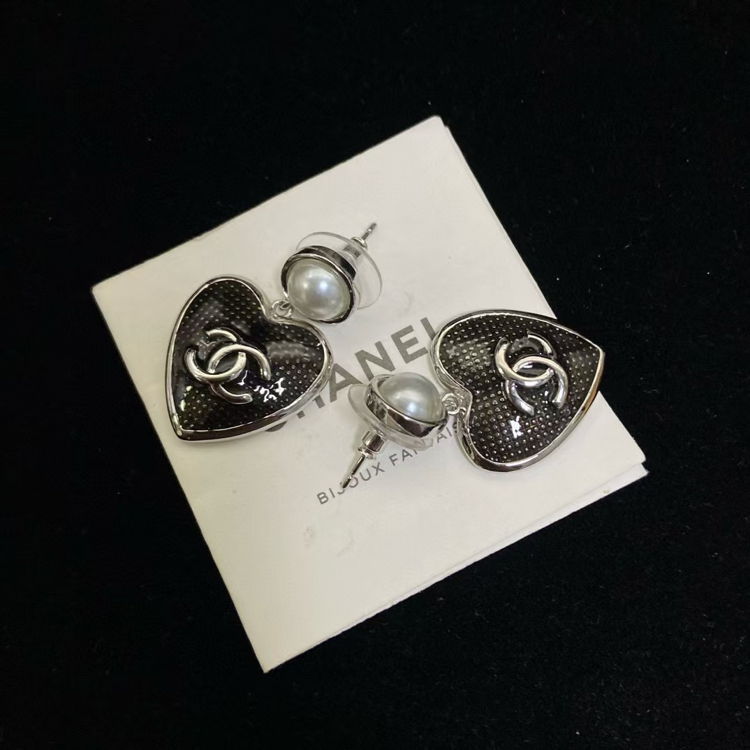 CHANE1 ハートパールピアス【50％割引+送料無料】