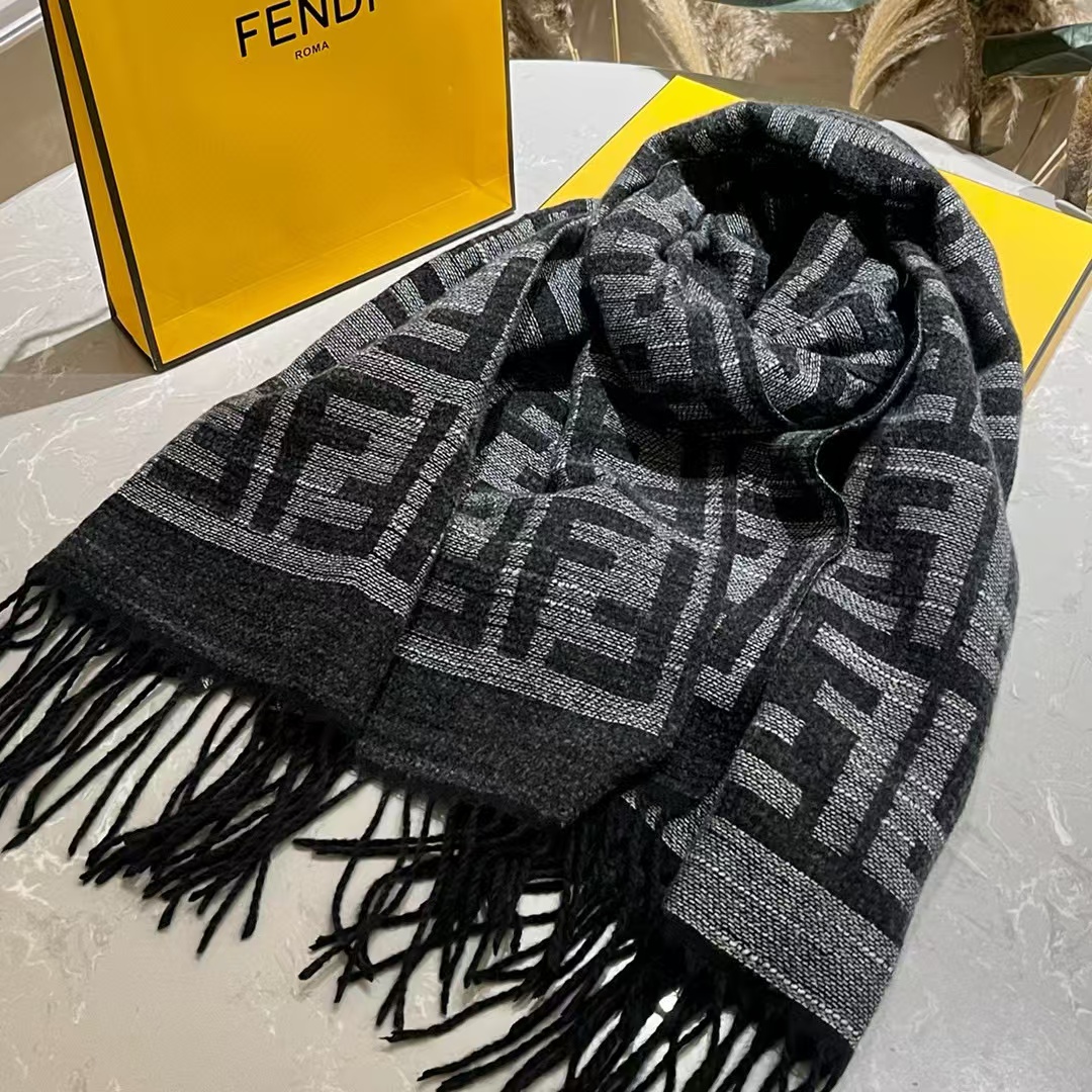FEND1FF タッセルカシミヤスカーフ【50％割引+送料無料】