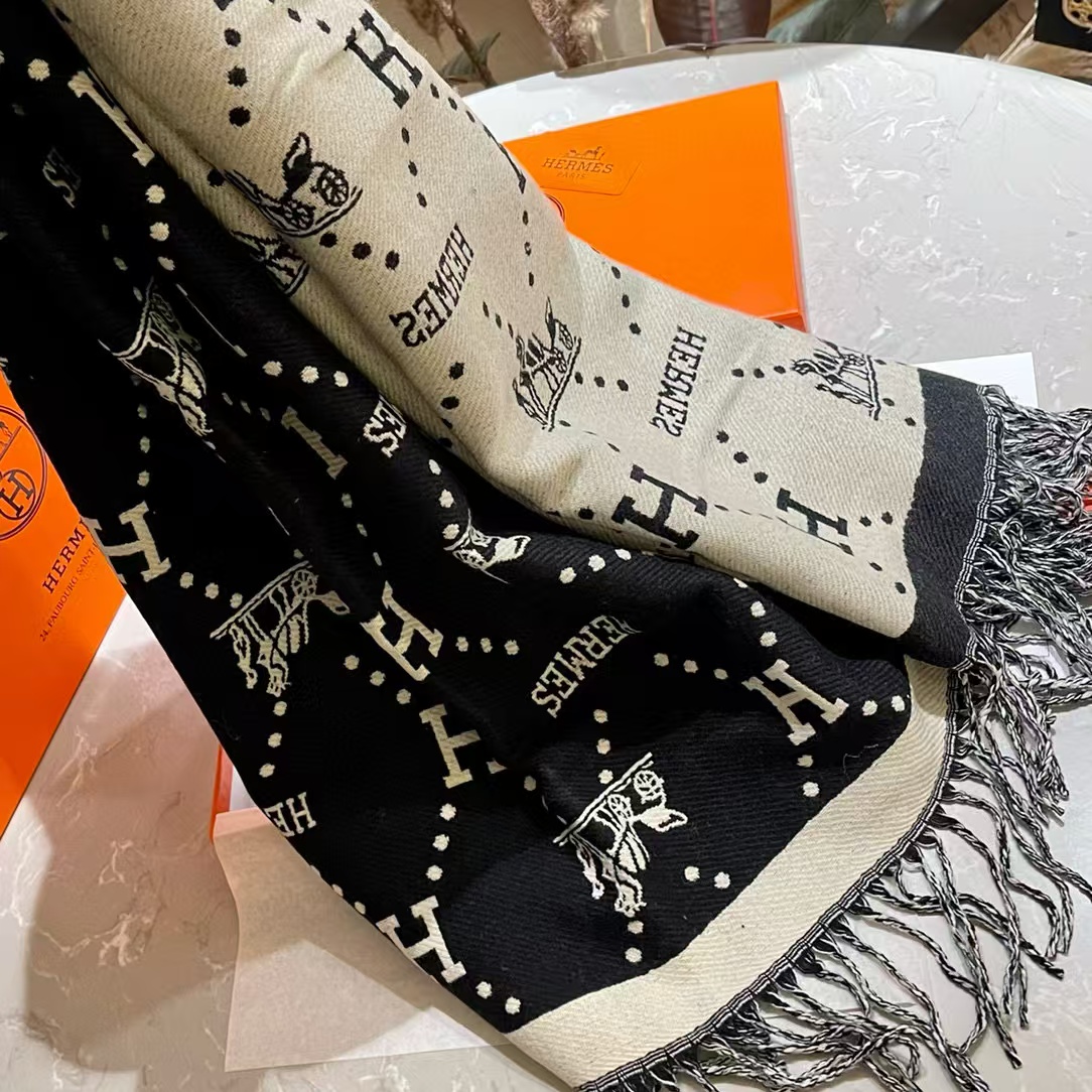 HEMRE5 クラシック フリンジ付きカシミヤ スカーフ【50％割引+送料無料】