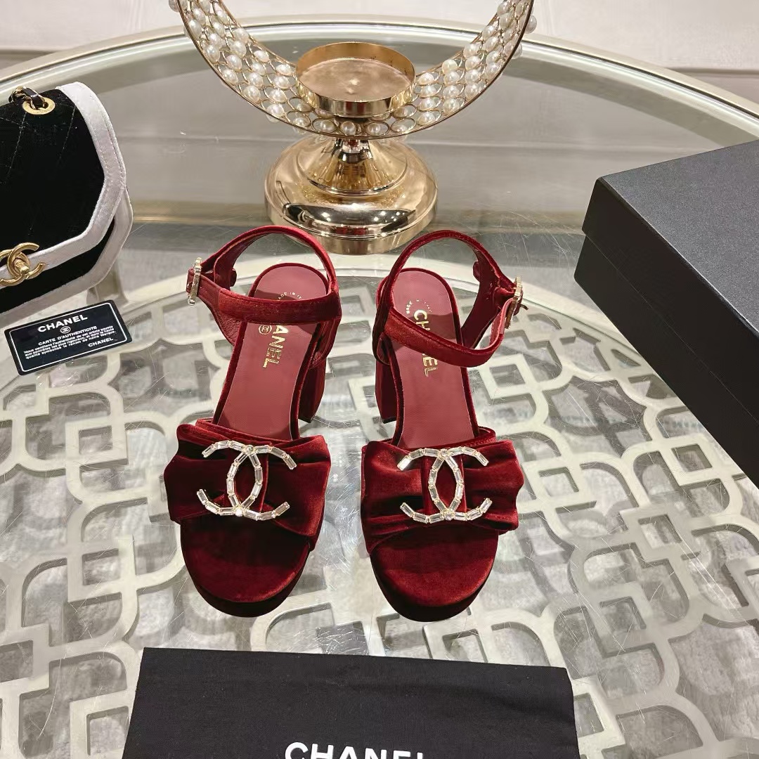 CHANE1 高品質ダブルCロゴベルベット太ヒールサンダル【50％割引+送料無料】