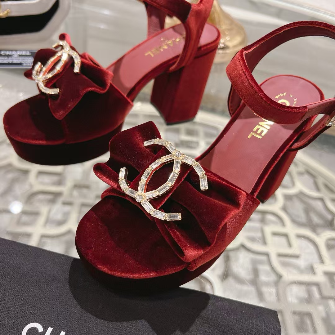 CHANE1 高品質ダブルCロゴベルベット太ヒールサンダル【50％割引+送料無料】