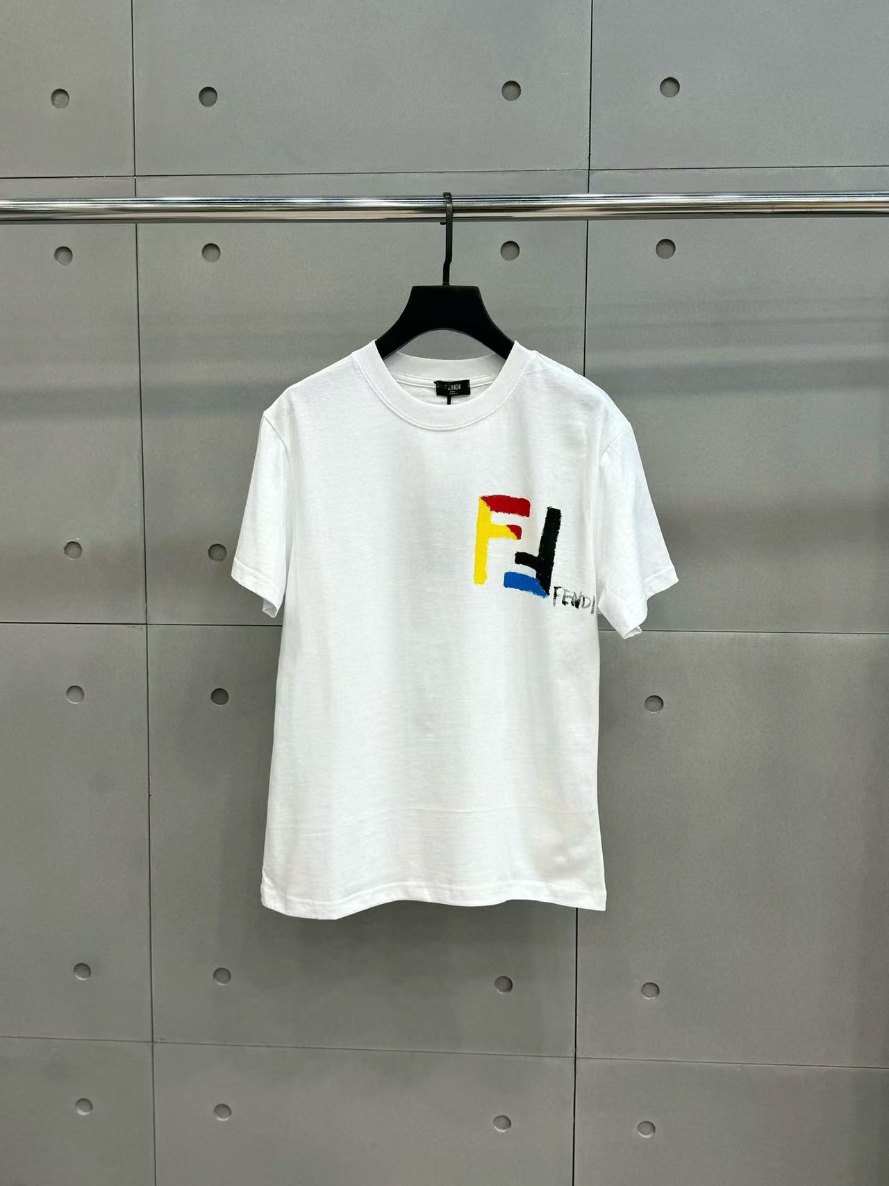 FEND1 シンプルダブルFカラーレタープリントグラフィックTシャツ【50％割引+送料無料】