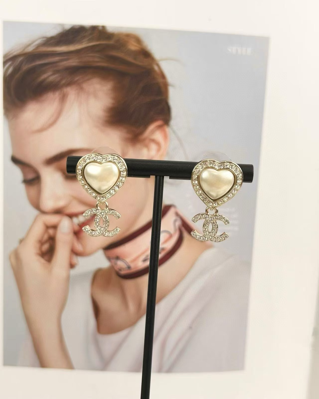 CHANE1 ピーチハート ダブルロゴ ピアス【50％割引+送料無料】
