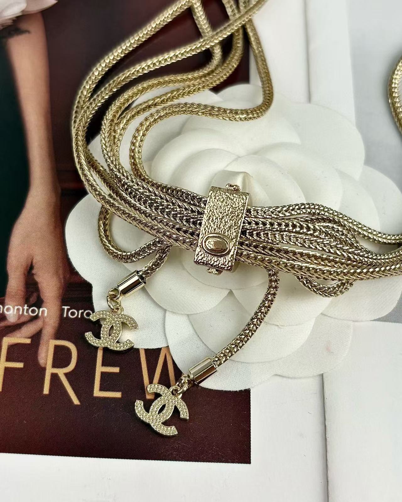 CHANE1 5層ダブルCロゴネックレス【50％割引+送料無料】