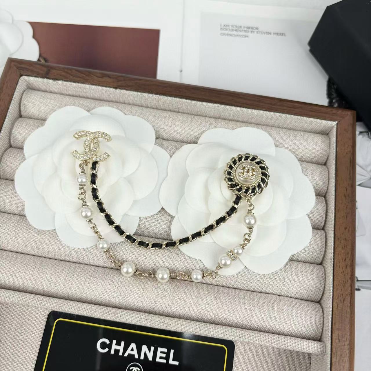 CHANE1 パールリンクブローチ【50％割引+送料無料】