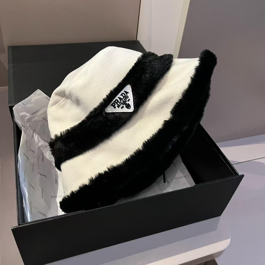 PR4DA トライアングルロゴ カラーブロック ウールバケットハット【50％割引+送料無料】