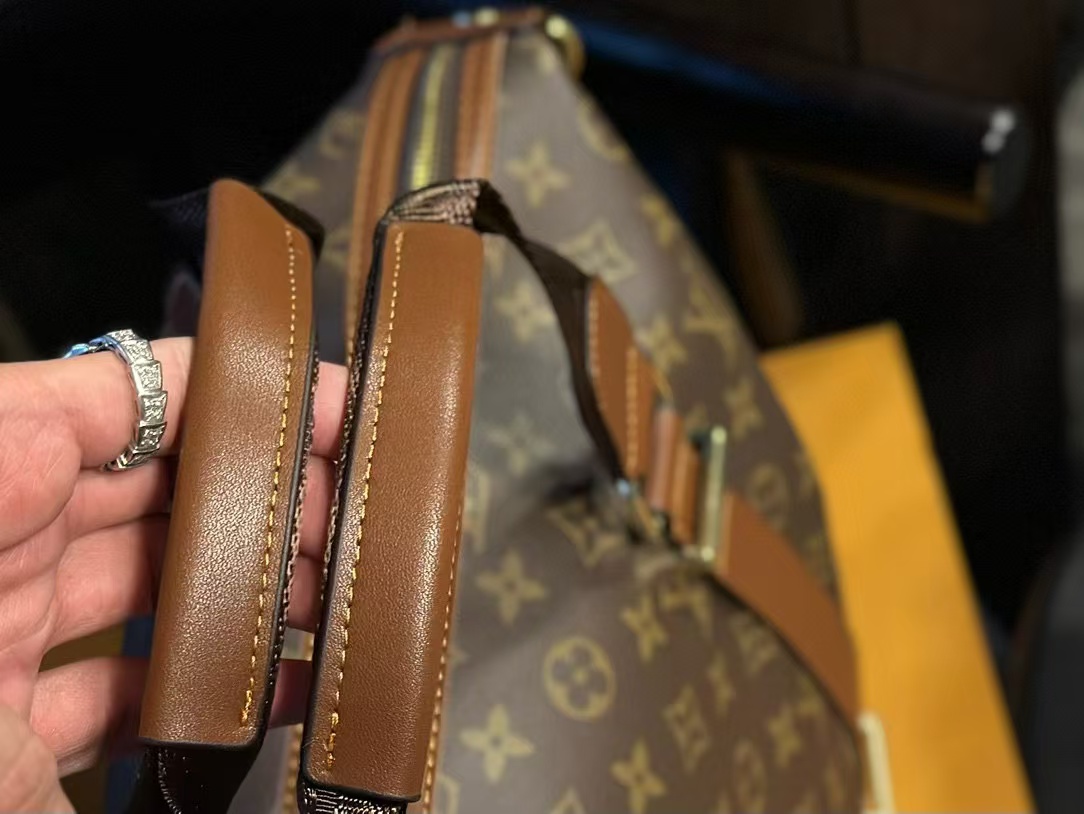 LV老眼用ユニセックストラベルバッグ【50％割引+送料無料】