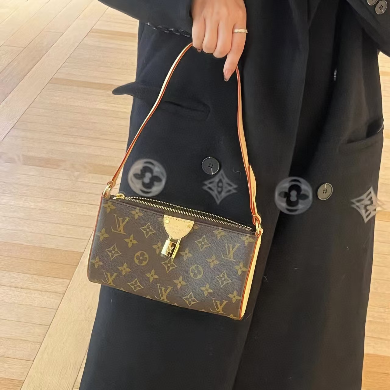 LV老眼キー脇下バッグ【50％割引+送料無料】