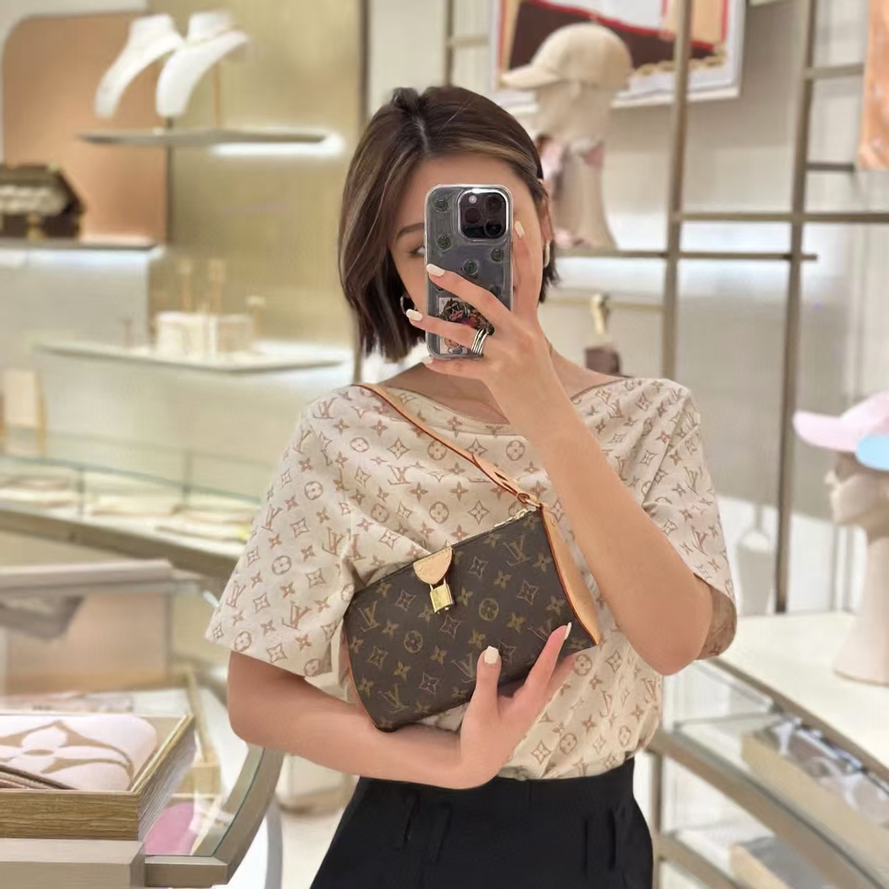 LV老眼キー脇下バッグ【50％割引+送料無料】