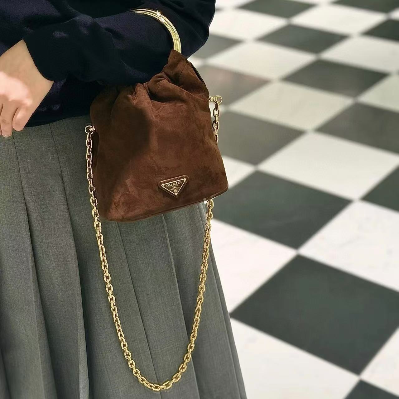 PR4DA チェーンバックスキンバケットバッグ【50％割引+送料無料】