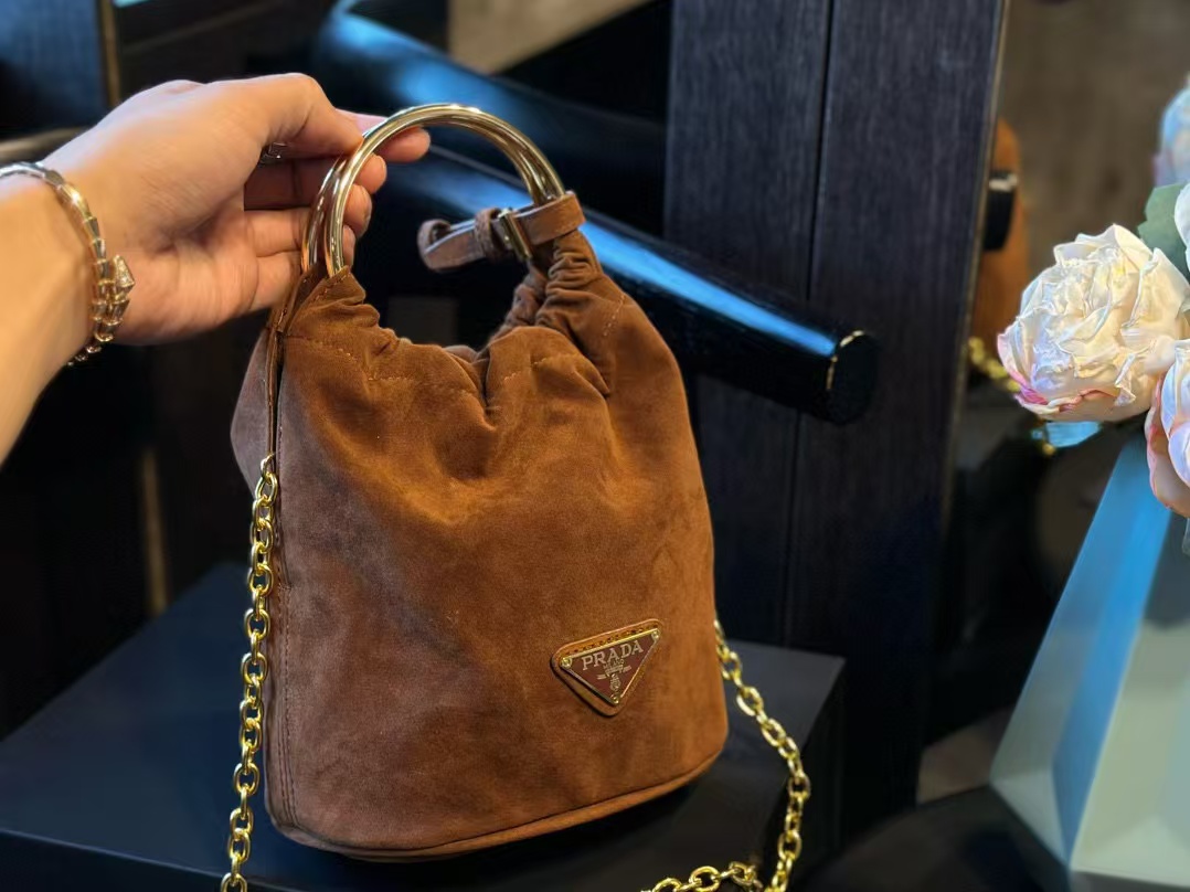 PR4DA チェーンバックスキンバケットバッグ【50％割引+送料無料】