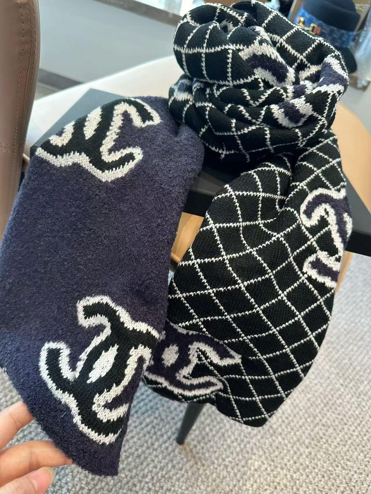 CHANE1 刺繍チェック柄ショール【50％割引+送料無料】