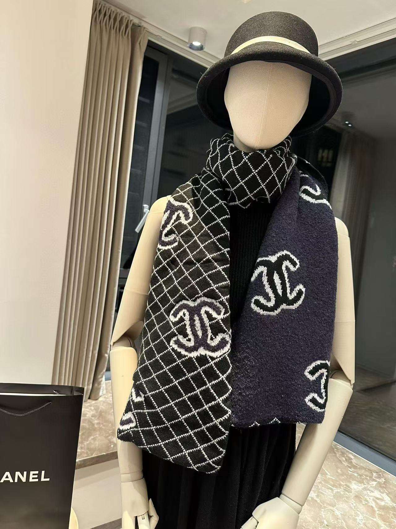 CHANE1 刺繍チェック柄ショール【50％割引+送料無料】