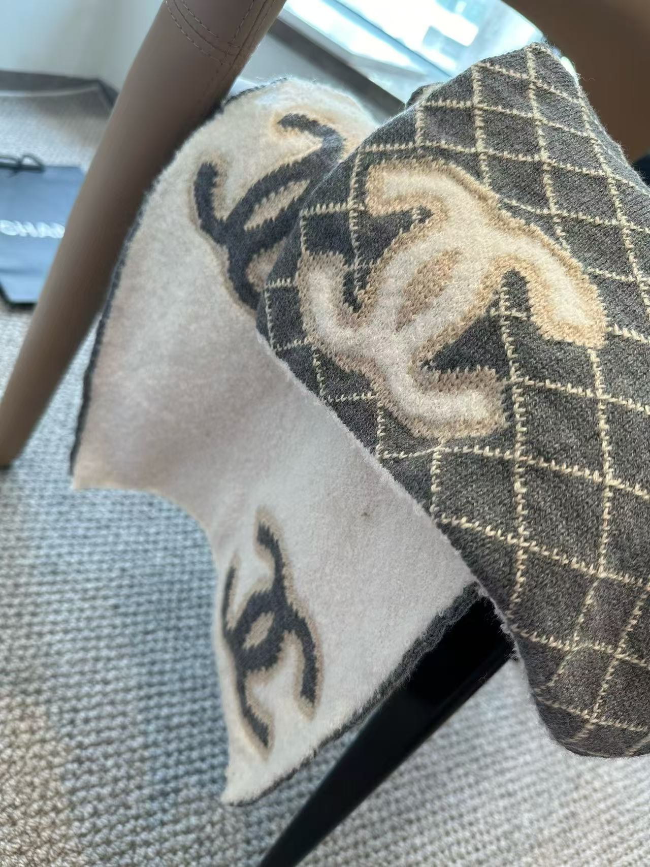 CHANE1 刺繍チェック柄ショール【50％割引+送料無料】