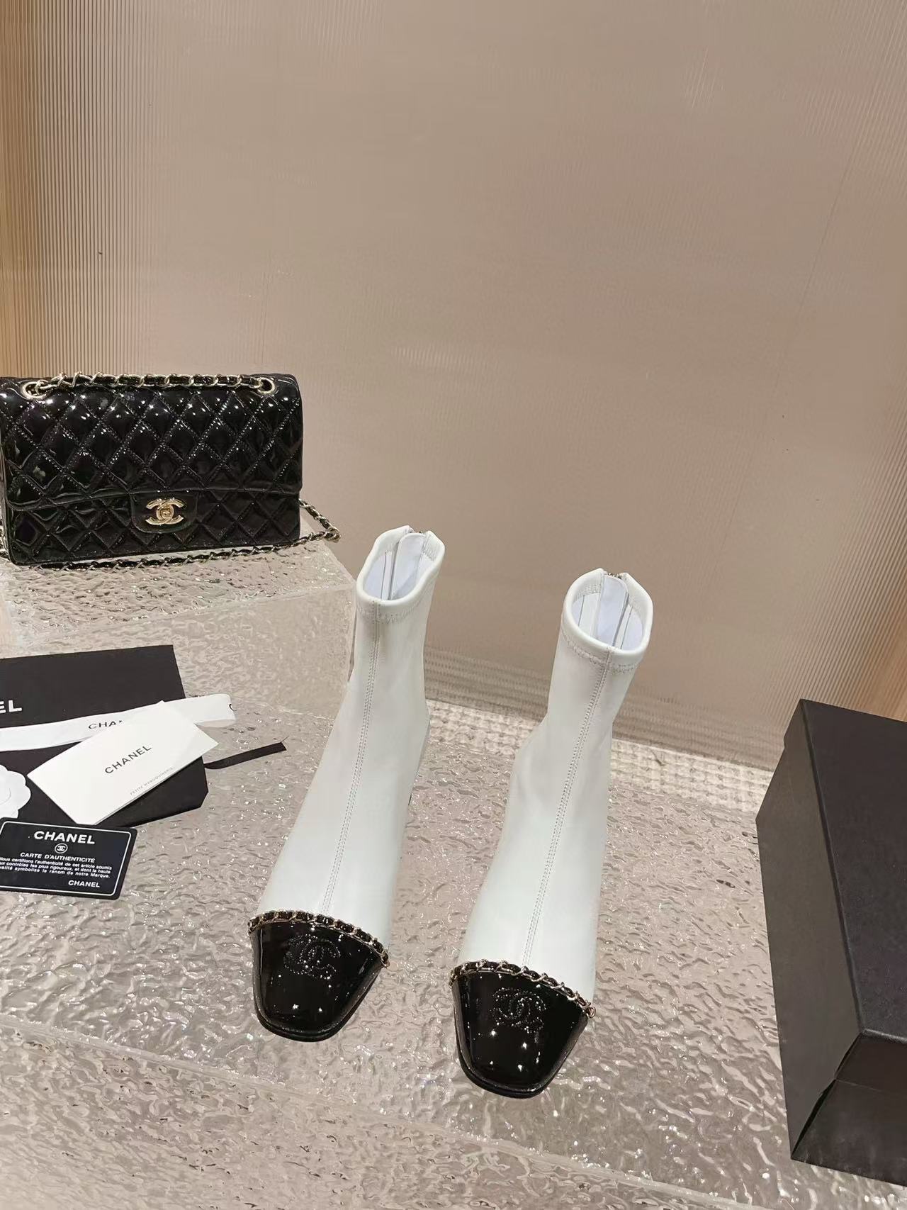 CHANE1 高品質カラーマッチングチェーンハイヒールブーツ【50％割引+送料無料】