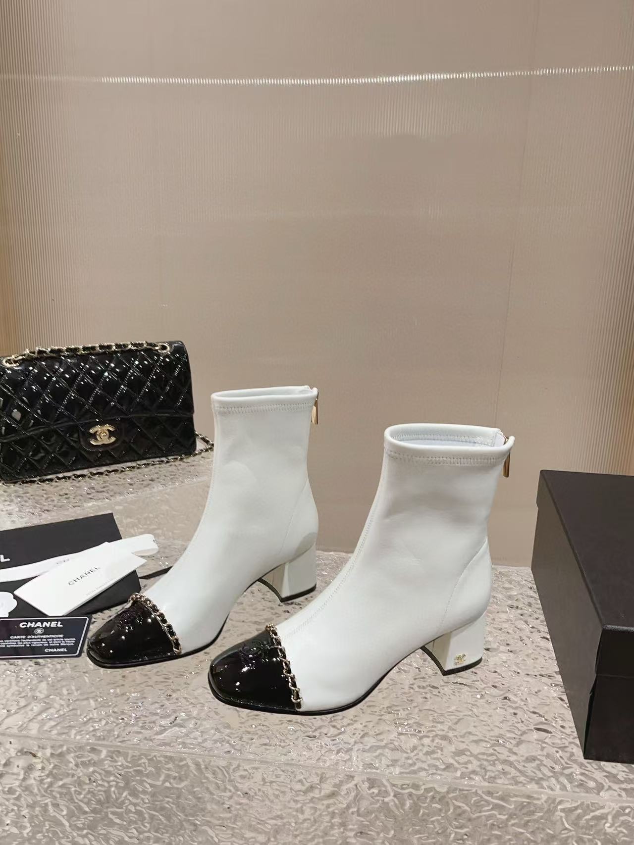 CHANE1 高品質カラーマッチングチェーンハイヒールブーツ【50％割引+送料無料】