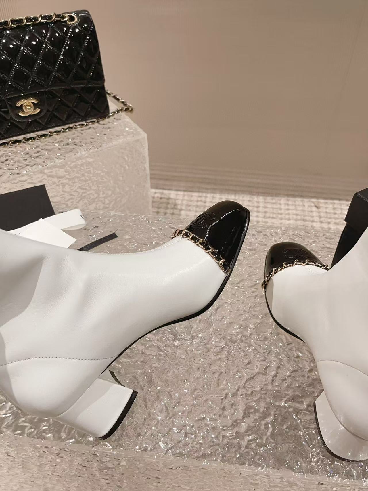 CHANE1 高品質カラーマッチングチェーンハイヒールブーツ【50％割引+送料無料】