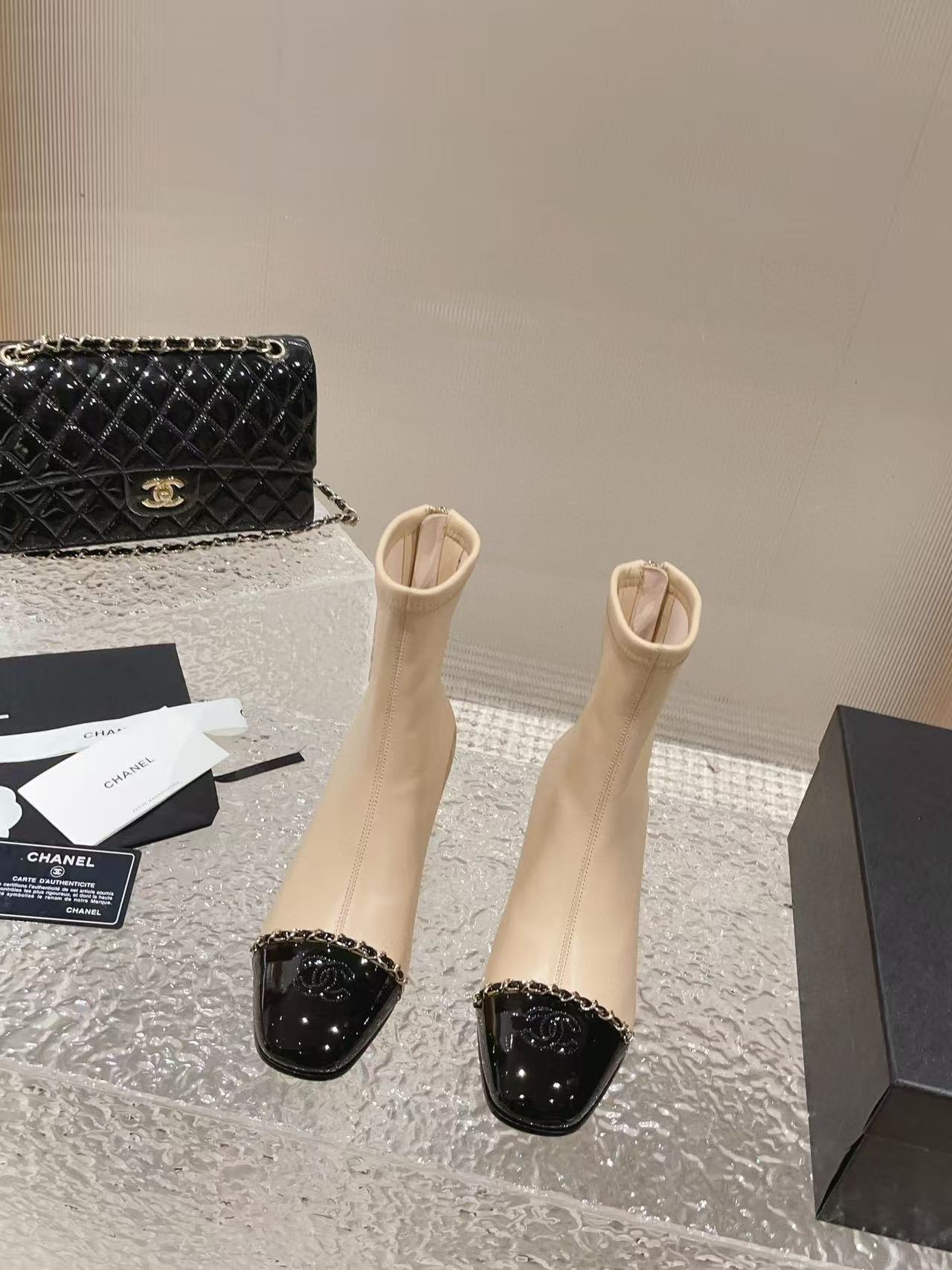 CHANE1 高品質カラーマッチングチェーンハイヒールブーツ【50％割引+送料無料】