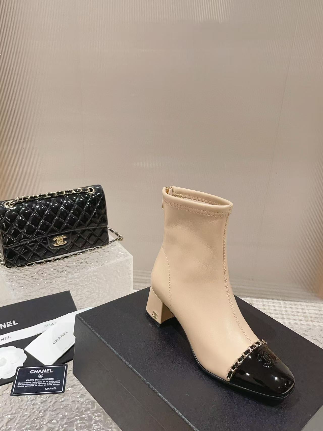 CHANE1 高品質カラーマッチングチェーンハイヒールブーツ【50％割引+送料無料】