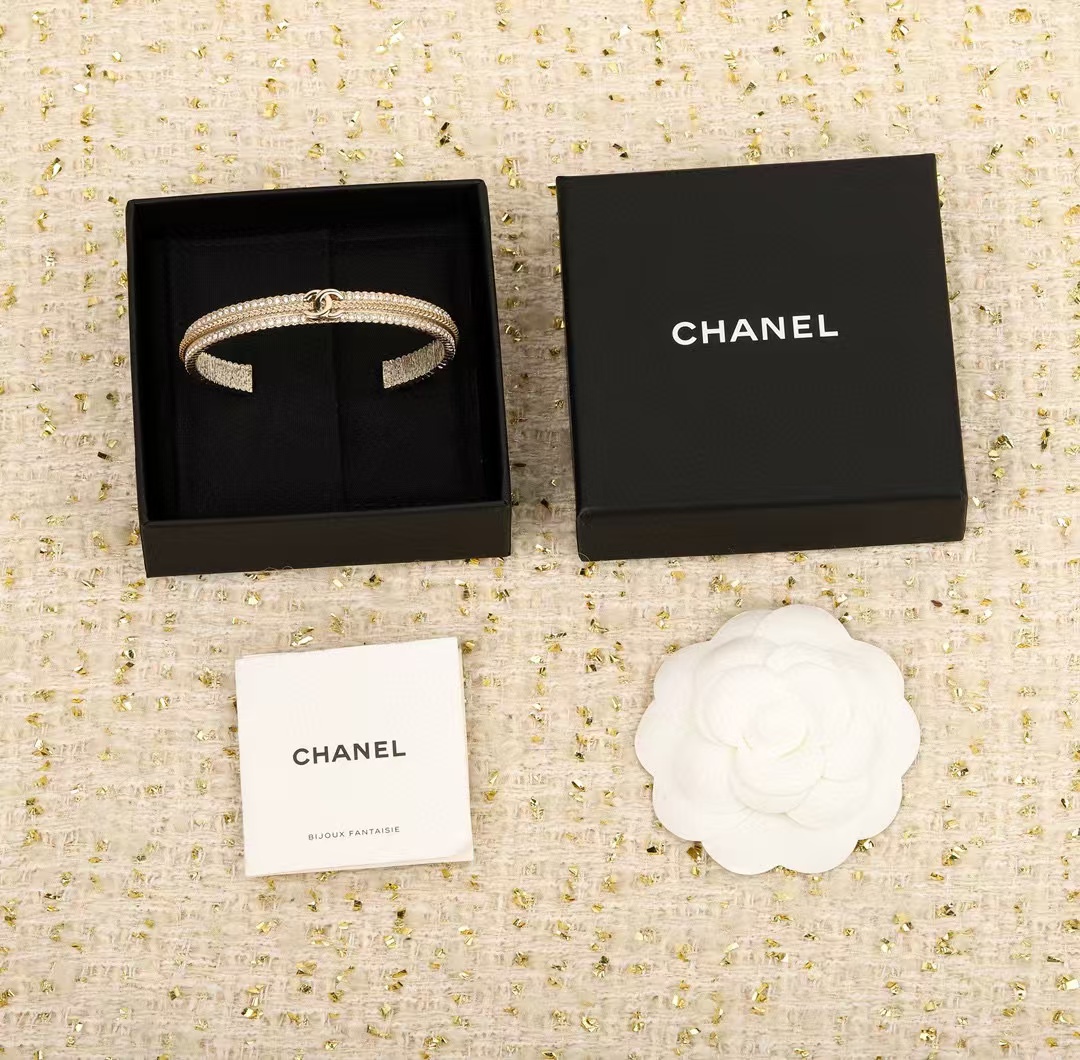 CHANE1 ダイヤモンド ハーフサークル ブレスレット【50％割引+送料無料】