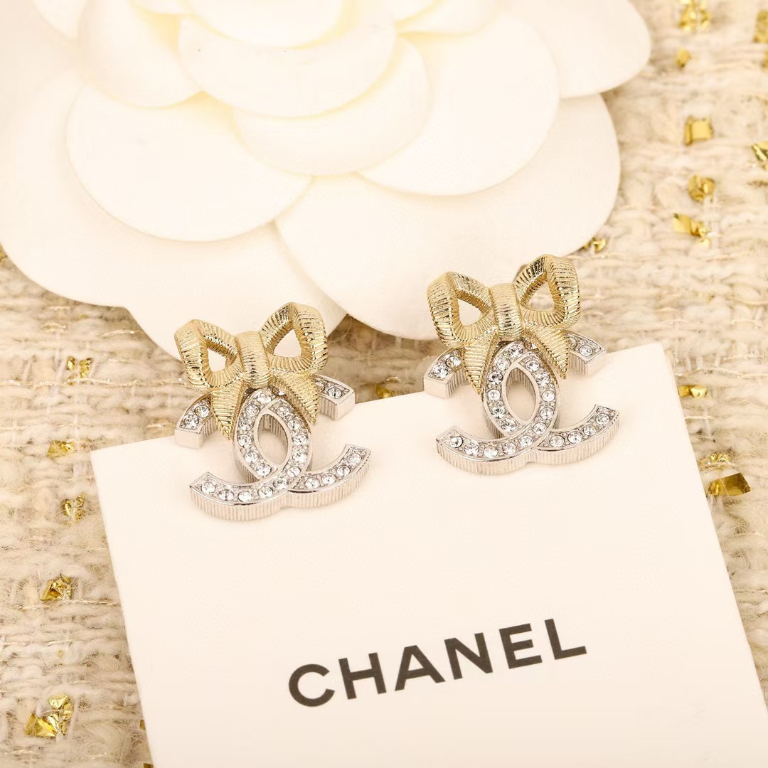 CHANE1 ライトゴールド ボウ ダブル C スタッド イヤリング【50％割引+送料無料】