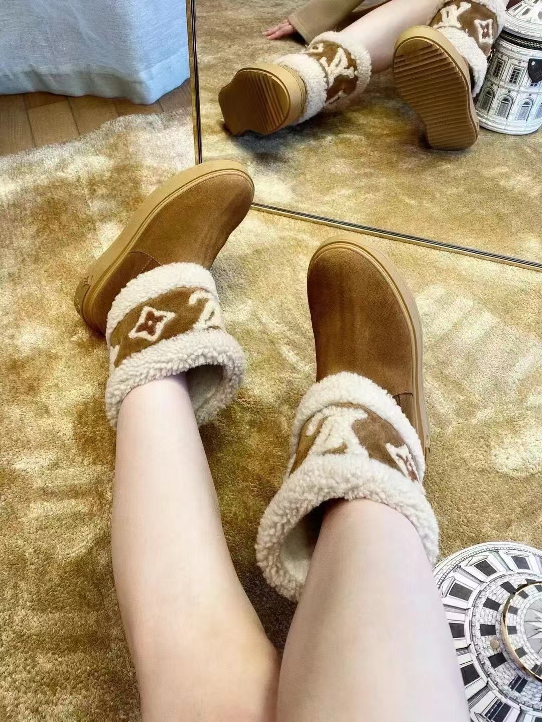 LV高品質ファー一体型スノーブーツ【50％割引+送料無料】