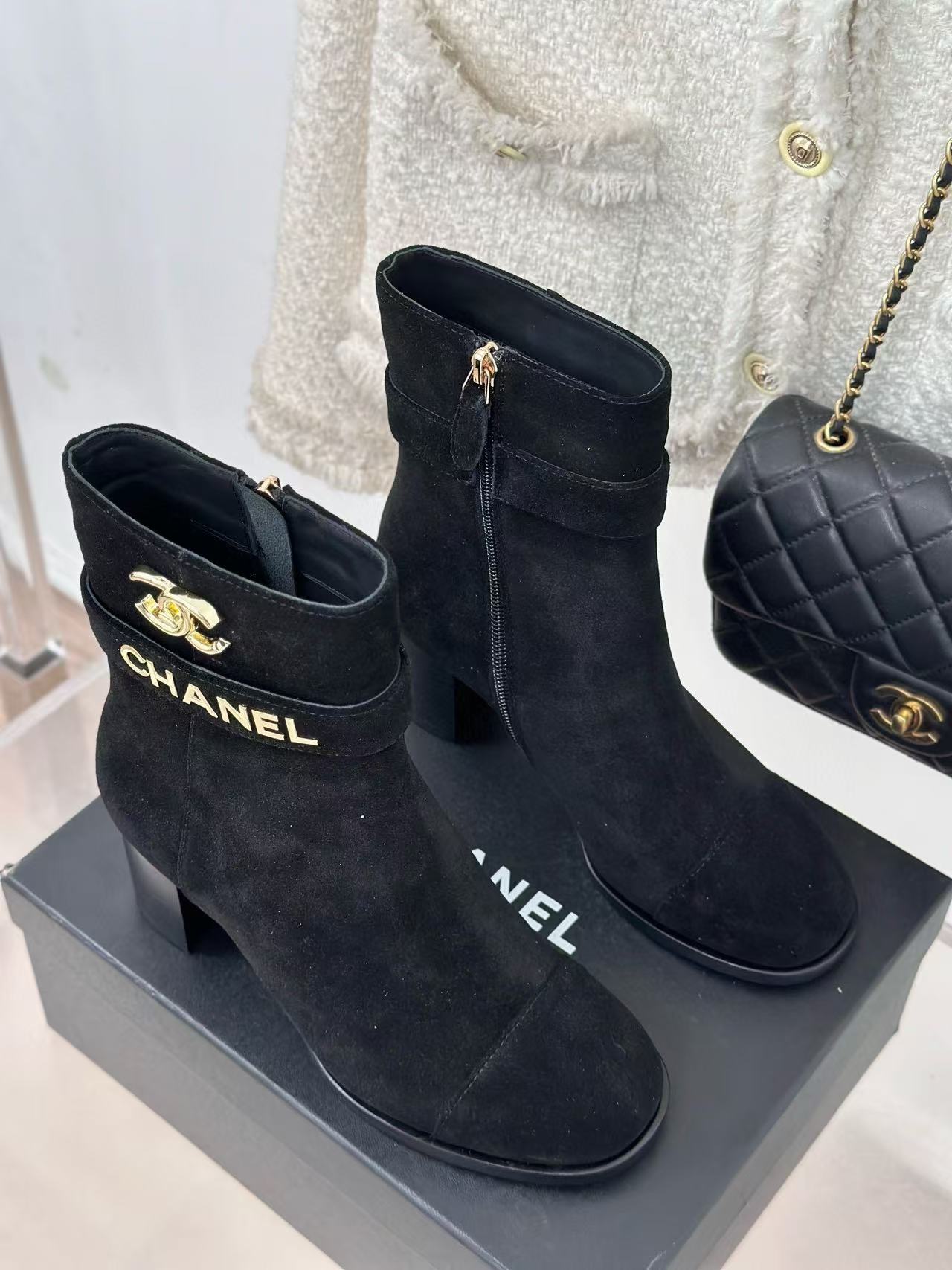 CHANE1 高品質ダブルCレター太ヒールブーツ【50％割引+送料無料】