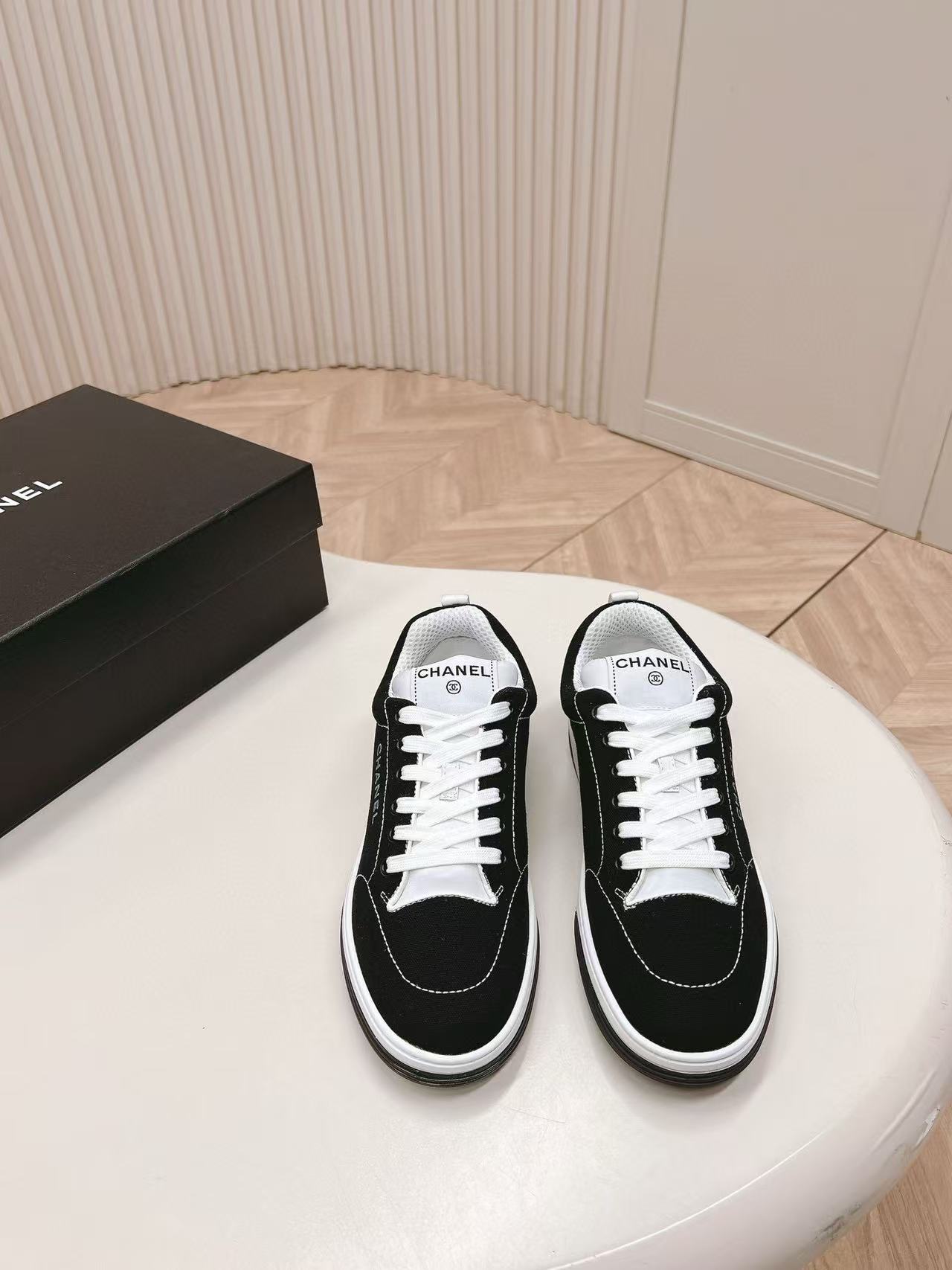 CHANE1 高品質シンプル白黒カジュアルシューズ【50％割引+送料無料】