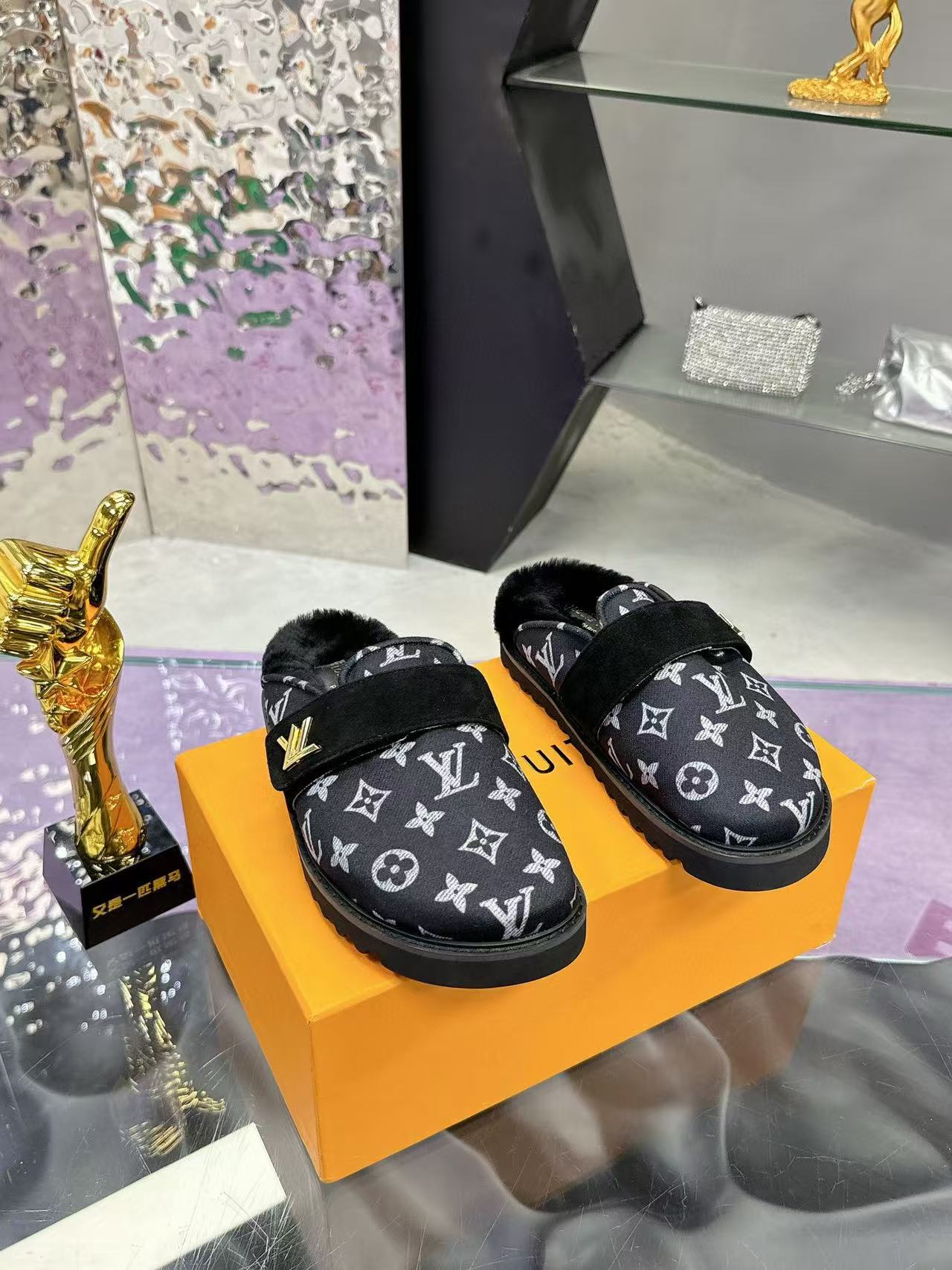 LV高品質老眼ウールスリッパ【50％割引+送料無料】